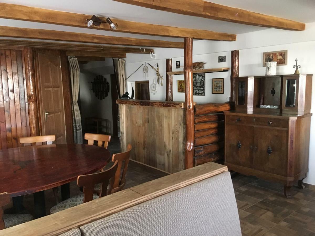 Balatonkenesei Nádfedeles Lovas Vendégház Exterior foto