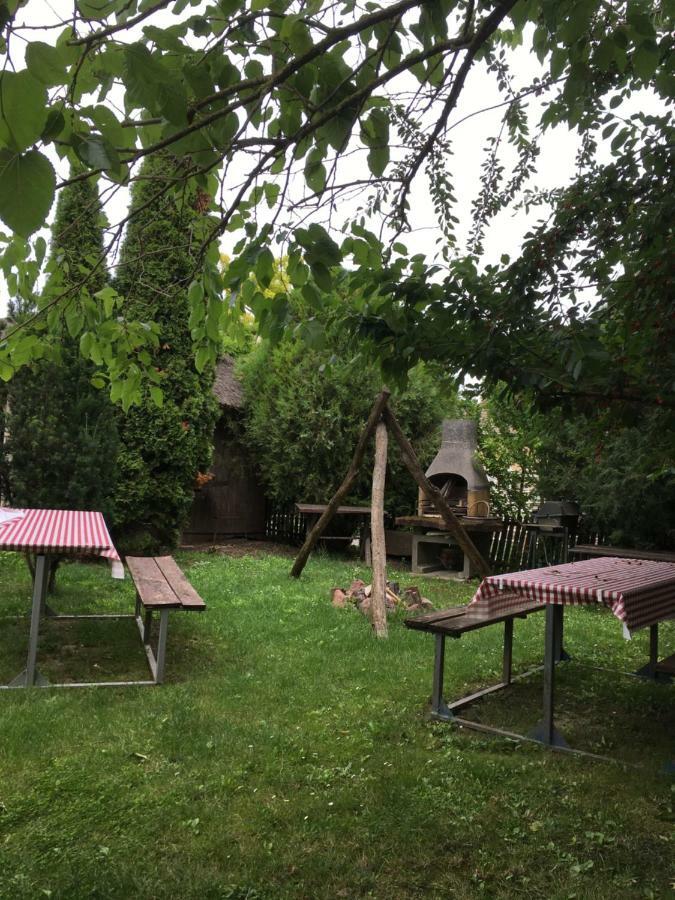 Balatonkenesei Nádfedeles Lovas Vendégház Exterior foto